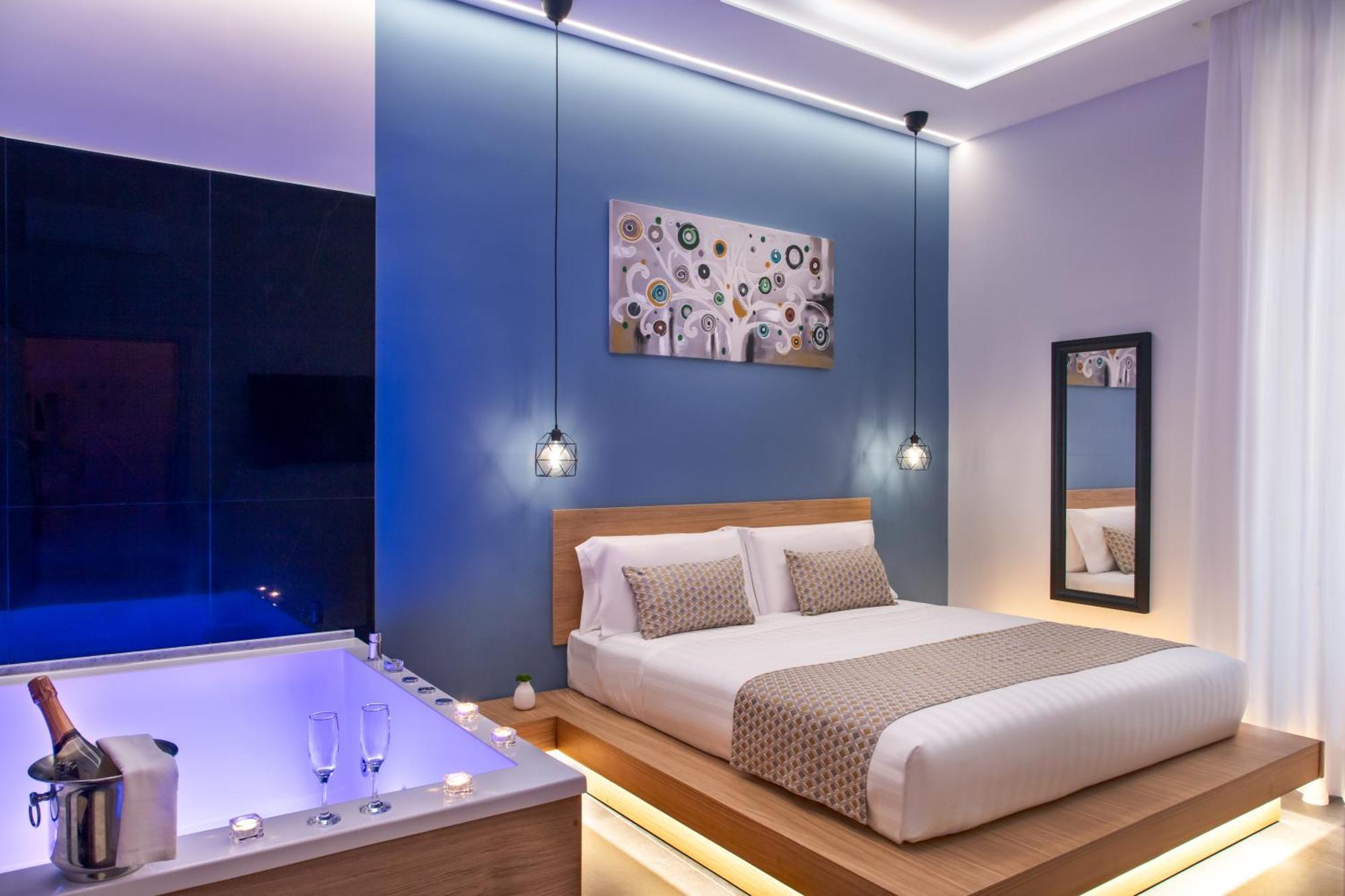 Main - Duomo Hotel Napoli Bagian luar foto